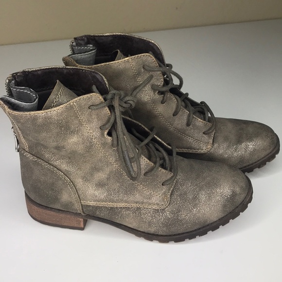 Target Shoes - Taupe lace up boots